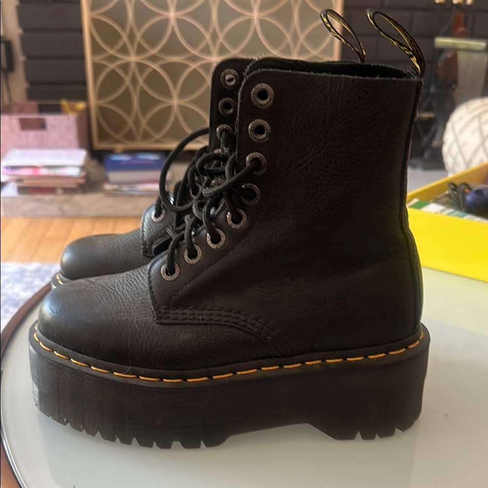 Black Platform Dr Martens Docs Lace-Up Boots 1460 Pascal Max
